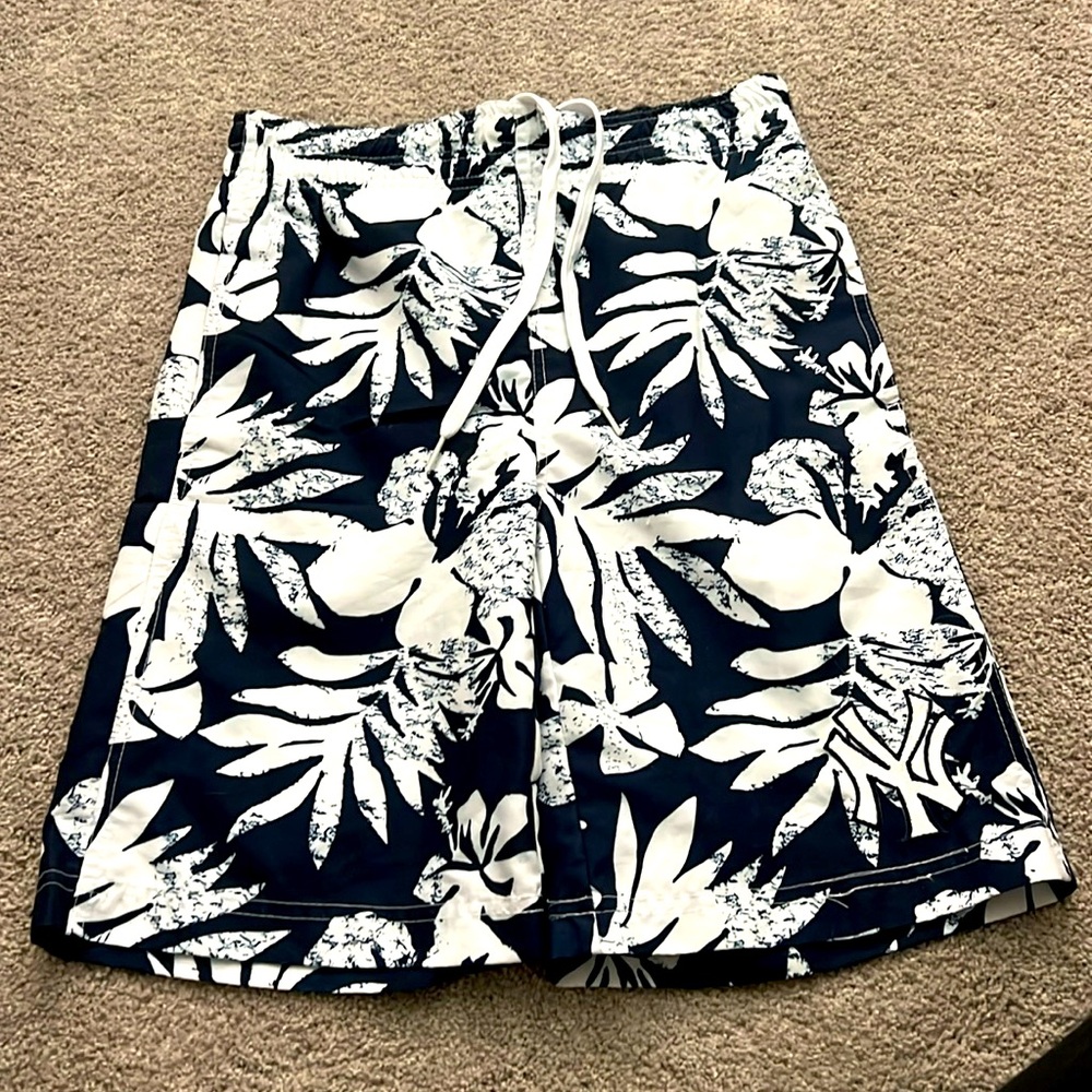Men’s SM Yankees Swim Trunks